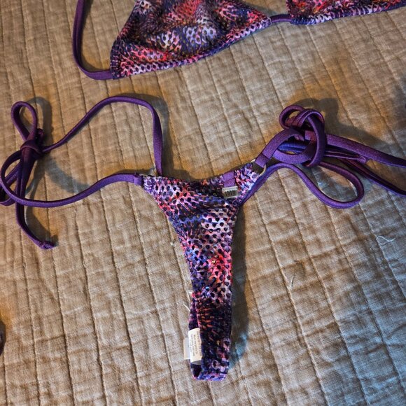 Wicked Weasel Sexy Purple Bikini Set 1 top, 2 bottoms - Picture 3 of 9